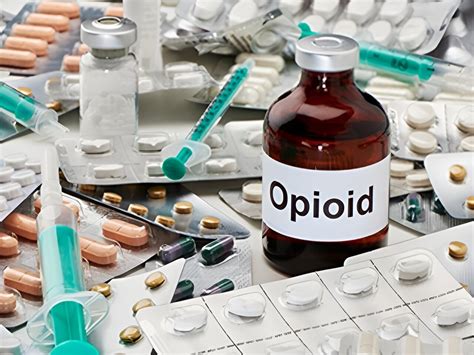 perscription opoids are similar to illegal drigs